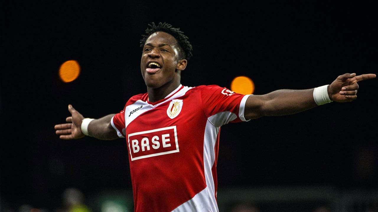 Arsenal boss Wenger chases double deal for Belgian youngsters